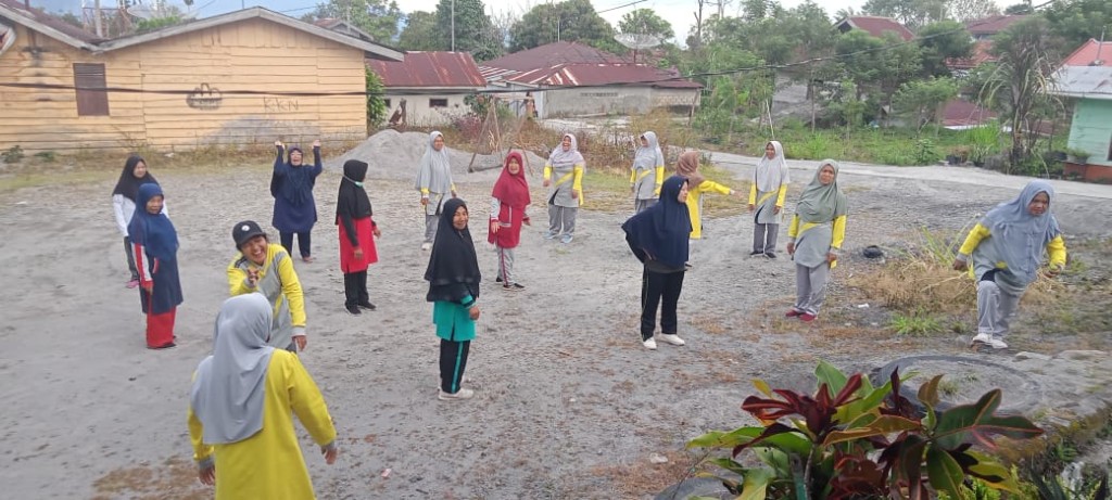 Senam Lansia Kampung Mekar Ayu 